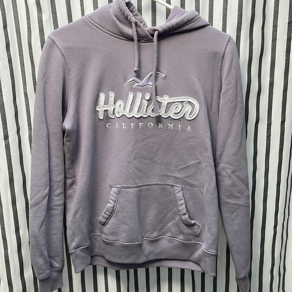 Hoodie , good condition worn couple of times , light purple ,